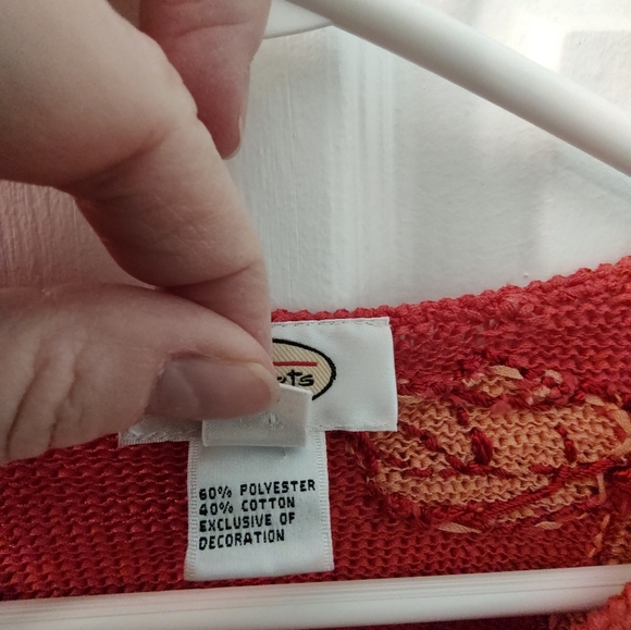 Talbots Coral and Apricot Cardigan Embroidered Floral Sweater Size M - Picture 4 of 6